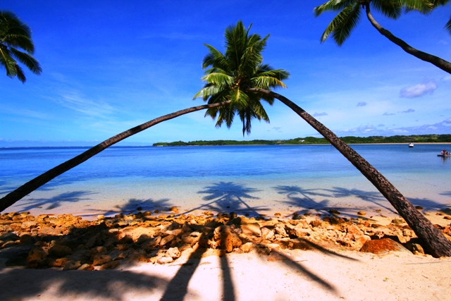 Ian Lyons kissing palms 1