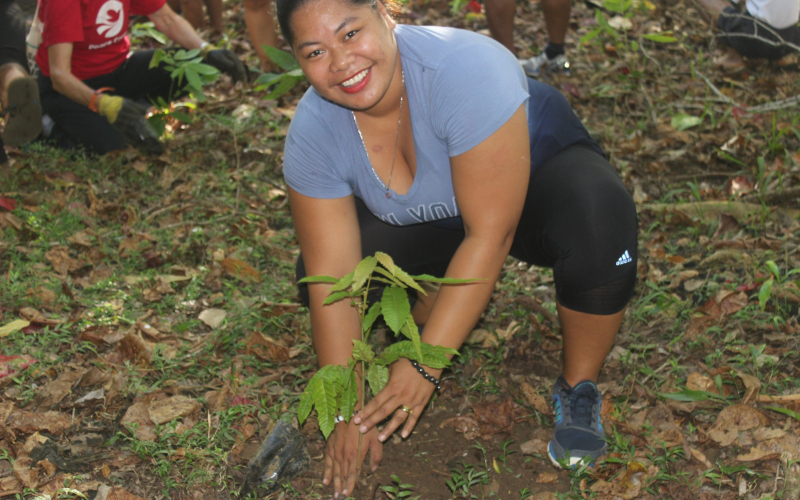 Mary Opeloge treeplanting