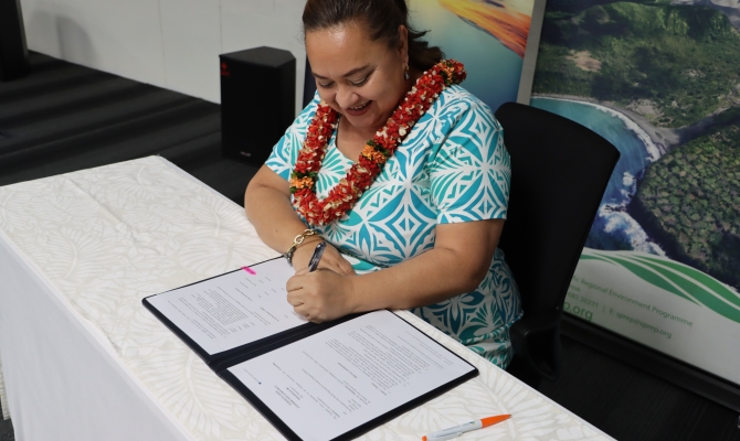 Signing document 