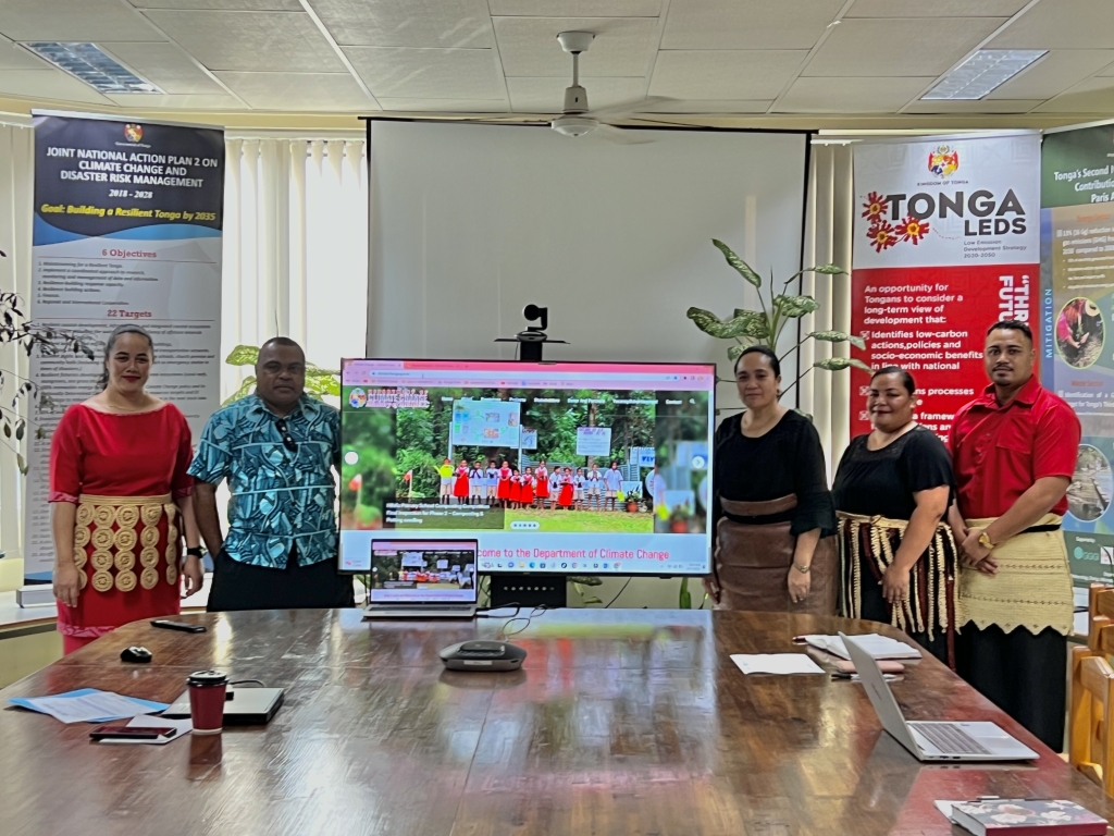 The PACRES team in Tonga
